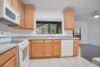 Photo #4: S5144735 Listing 