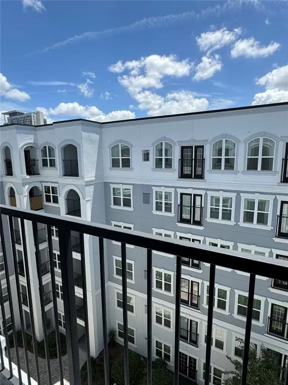 MLS: S5144812 Condo For Sale