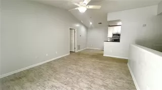 Photo #2: S5144950 Listing 