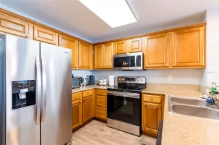 Photo #5: S5144961 Listing 