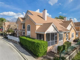 Photo #4: S5145266 Listing