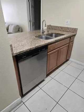 Photo #5: S5145297 Listing 