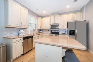 Photo #6: S5145404 Listing 