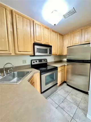 Photo #2: S5145409 Listing 