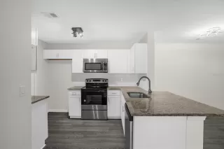 Photo #4: S5145611 Listing 