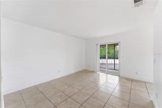 Photo #6: S5145706 Listing 