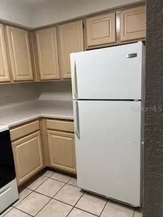 Photo #6: S5145860 Listing