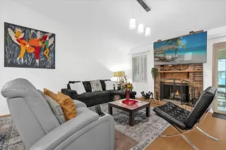 Photo #3: S5145891 Listing