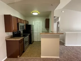 Photo #2: S5146024 Listing 