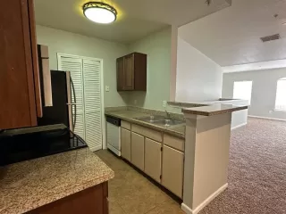 Photo #3: S5146024 Listing 