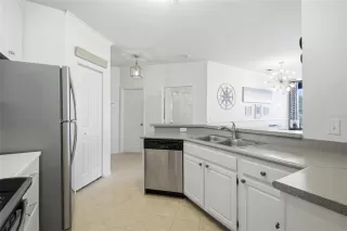 Photo #6: S5146232 Listing 