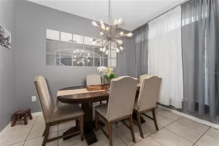 Photo #5: S5146286 Listing