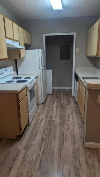 Photo #6: S5146338 Listing 