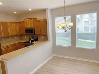 Photo #5: S5146408 Listing 