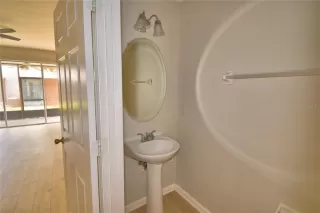 Photo #6: S5146421 Listing