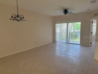 Photo #2: S5146552 Listing