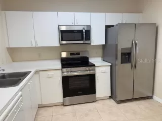 Photo #4: S5146552 Listing