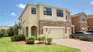 Photo #2: S5146793 Listing