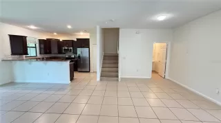 Photo #6: S5146793 Listing