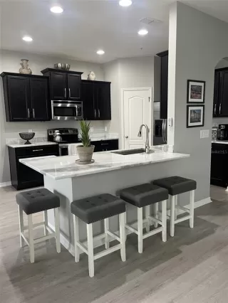 Photo #5: S5146837 Listing 