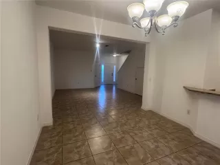 Photo #4: S5146911 Listing 