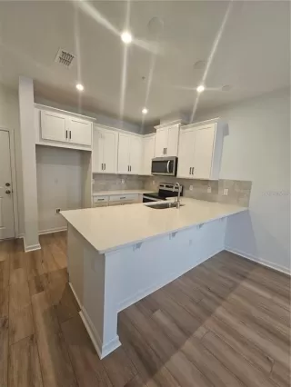 Photo #2: S5147006 Listing 