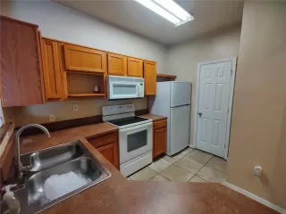 Photo #4: S5147052 Listing 