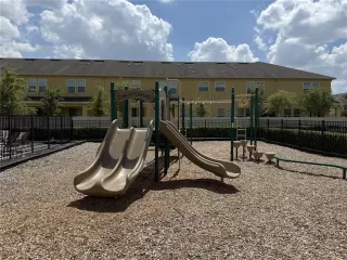 Photo #1: S5147191 Listing