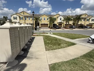 Photo #3: S5147191 Listing