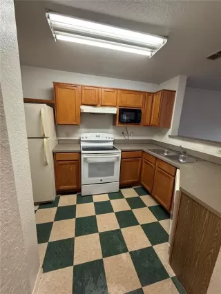 Photo #1: S5147345 Listing 