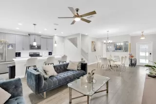 Photo #4: S5147461 Listing