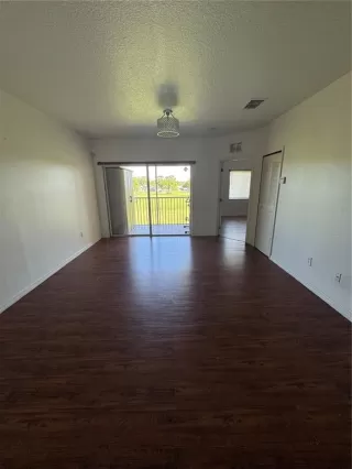 Photo #1: S5148185 Listing 