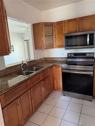 Photo #5: S5148185 Listing 