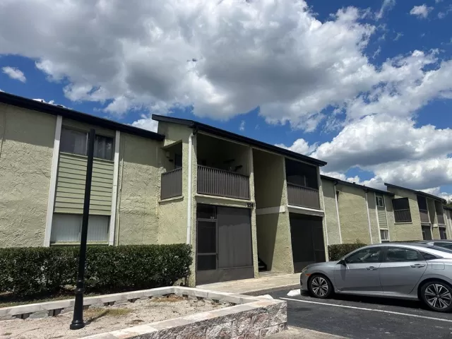 MLS: S5148283 Condo For Sale