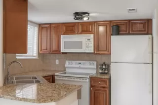 Photo #3: S5148480 Listing 