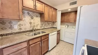 Photo #6: S5148510 Listing 