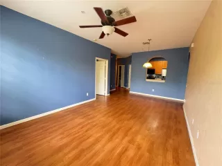 Photo #4: S5148687 Listing 