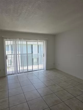 Photo #3: S5148906 Listing 