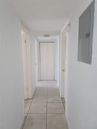 Photo #4: S5148906 Listing 