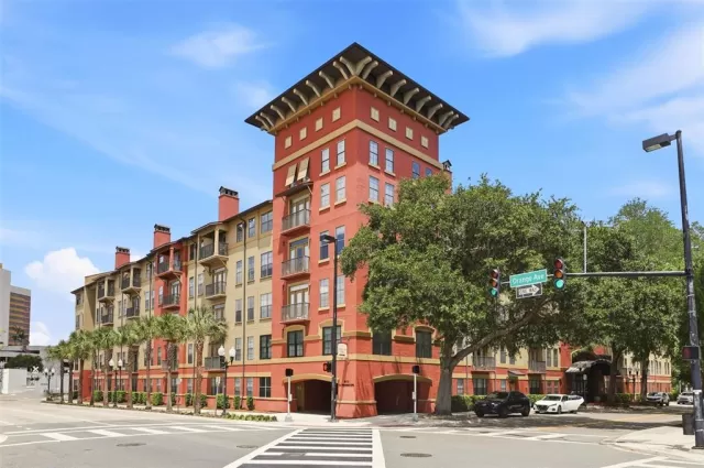 MLS: S5149073 Condo For Sale