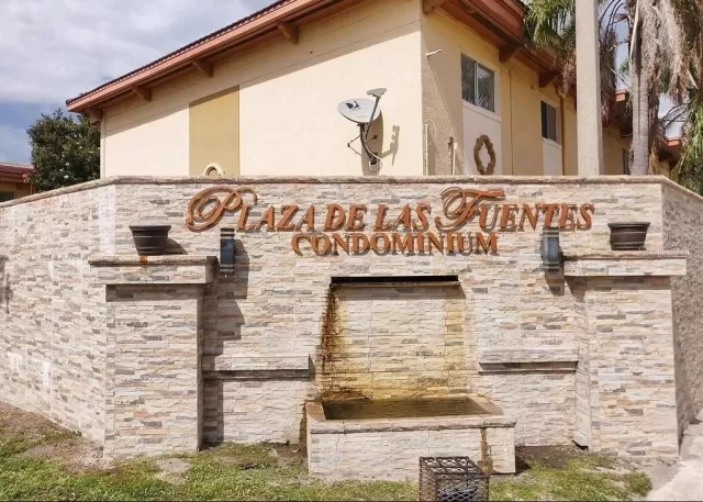 MLS: S5149283 Condo For Sale