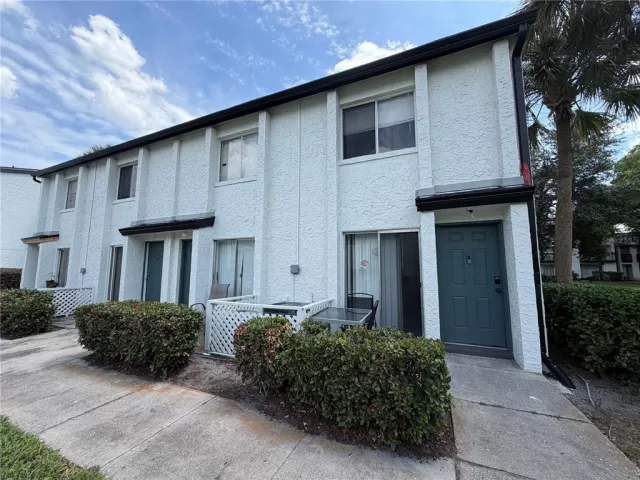 MLS: S5149399 Condo For Sale