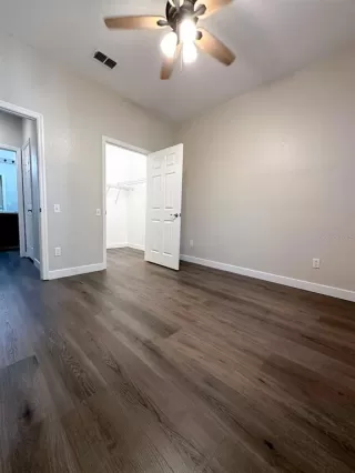 Photo #4: S5149547 Listing