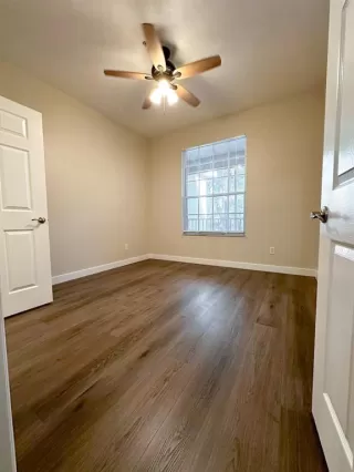 Photo #5: S5149547 Listing
