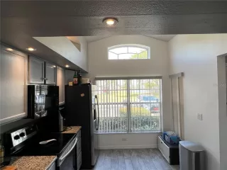 Photo #1: S5149607 Listing