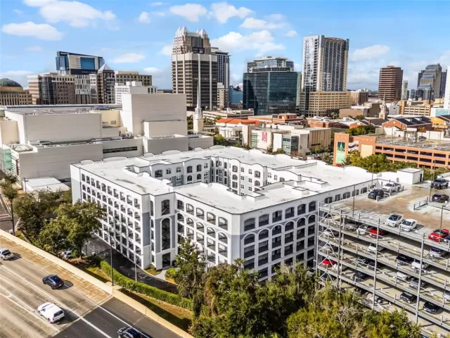 MLS: S5149667 Condo For Sale