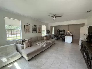 Photo #4: S5149825 Listing