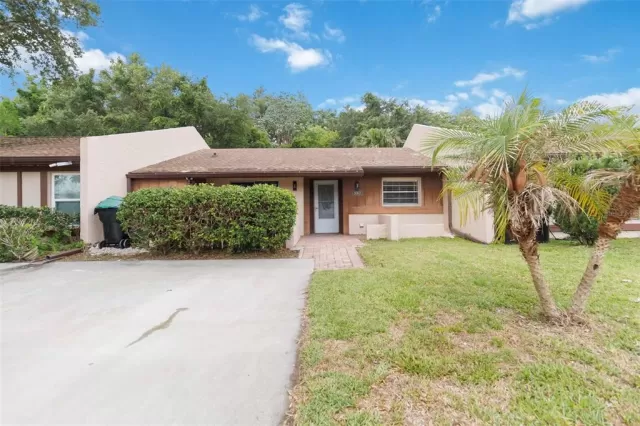 MLS: S5149928 Condo For Sale