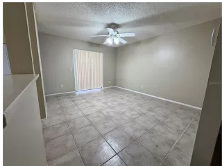 Photo #5: S5150075 Listing 