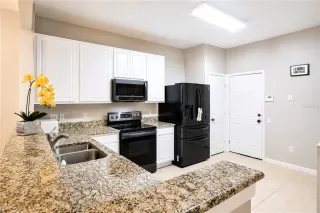 Photo #4: S5150464 Listing